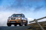 Nissan NP300 Navara Double Cab 2016 года (UK)